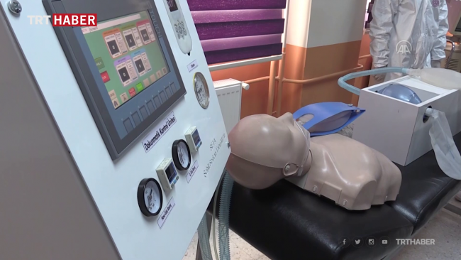 MEB'in ilk solunum cihazı Hatay'daki meslek lisesinde üretildi